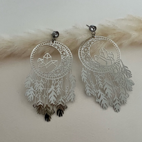 Moon Dream Catcher Silver Dangle Earrings -Silver Witchy Chic Celestial Earrings - Picture 4 of 10